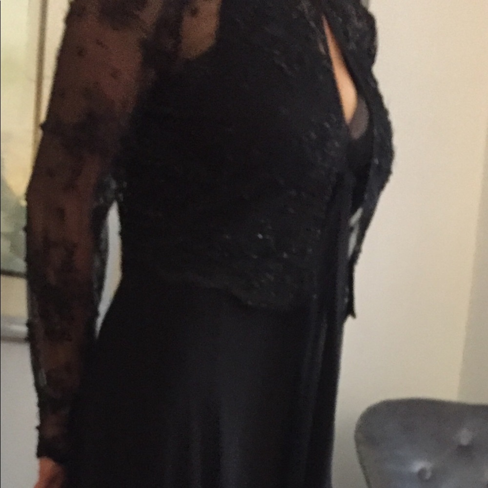 Black evening dress  Marilyn Monroe style